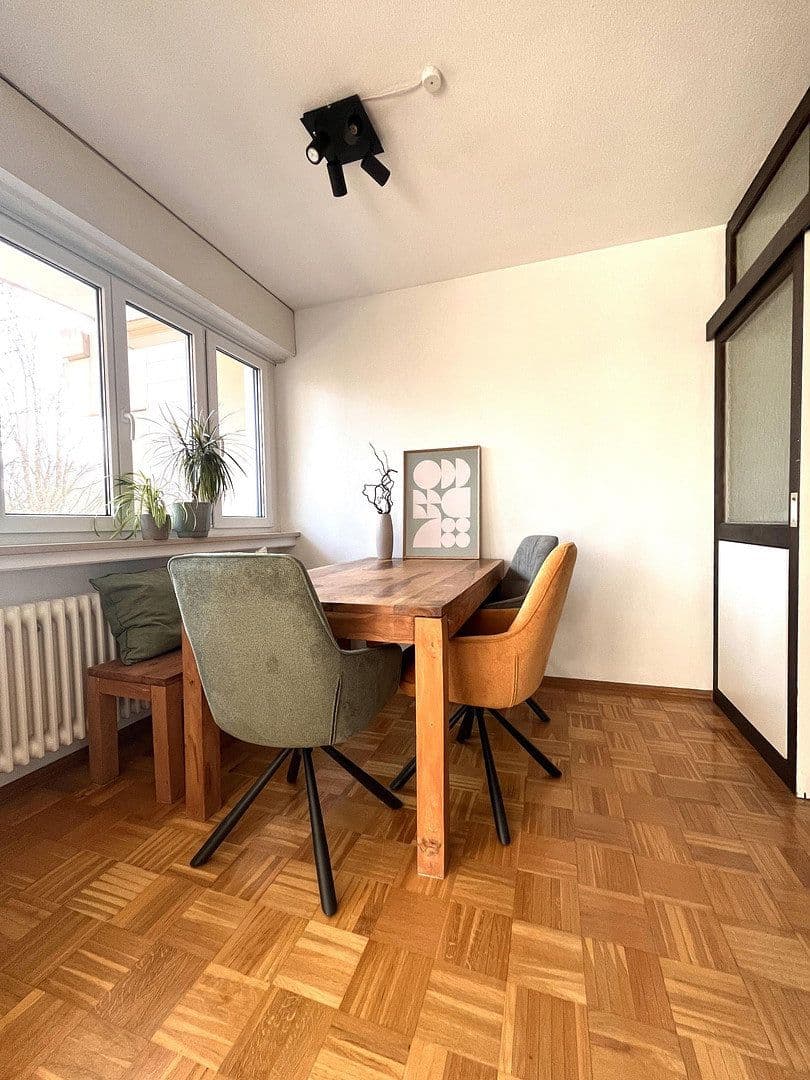 Prenájom bytu 92 m², Lilienthalstraße 23, Augsburg, Bavorsko Prenájom bytu 92 m², Lilienthalstraße 23, Augsburg, Bavorsko