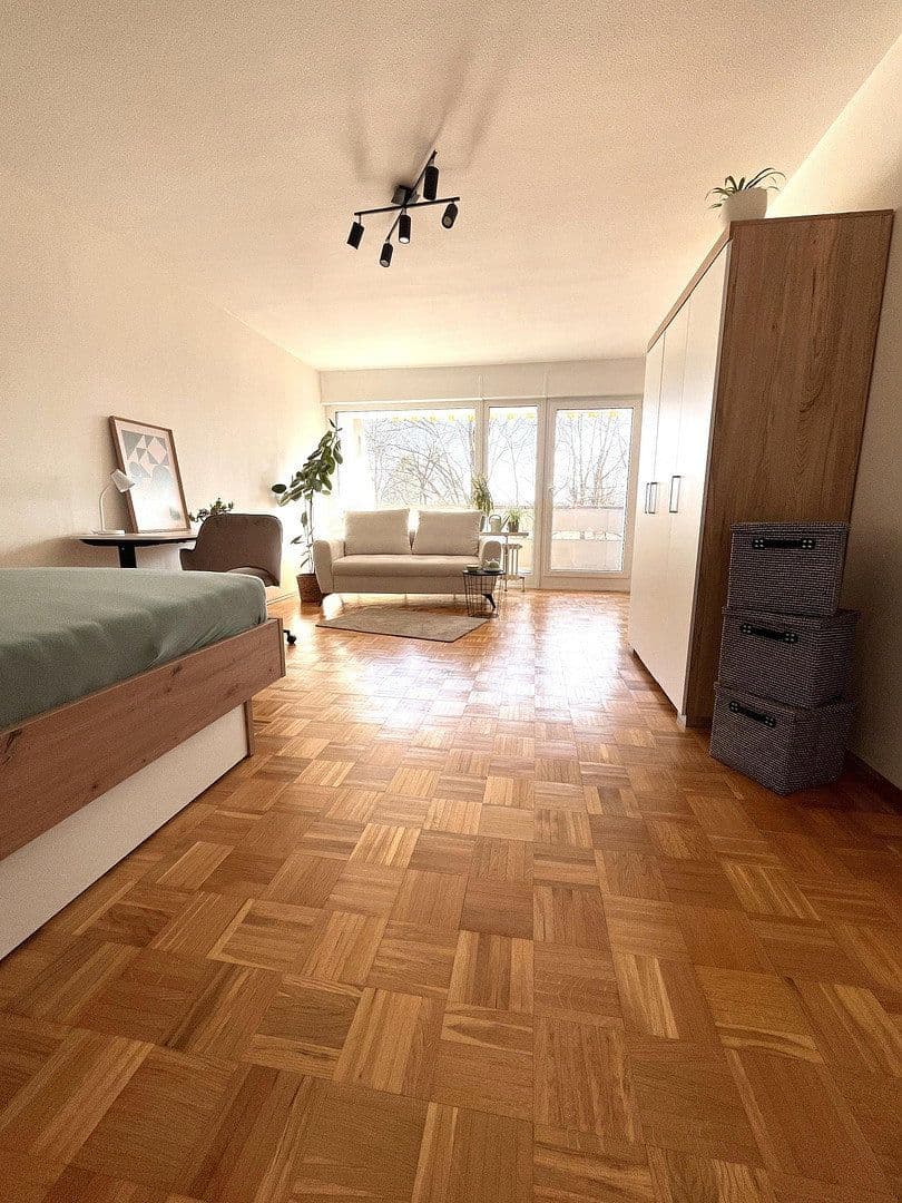 Prenájom bytu 92 m², Lilienthalstraße 23, Augsburg, Bavorsko Prenájom bytu 92 m², Lilienthalstraße 23, Augsburg, Bavorsko