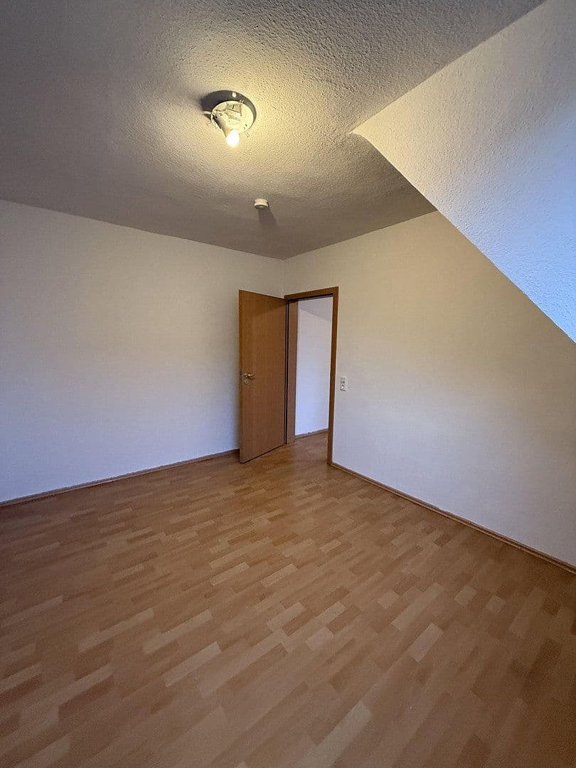 Prenájom bytu 2-izbový 59 m², Falkensteinstraße 2-4, Oberhausen, Severné Porýnie - Westfálsko Prenájom bytu 2-izbový 59 m², Falkensteinstraße 2-4, Oberhausen, Severné Porýnie - Westfálsko