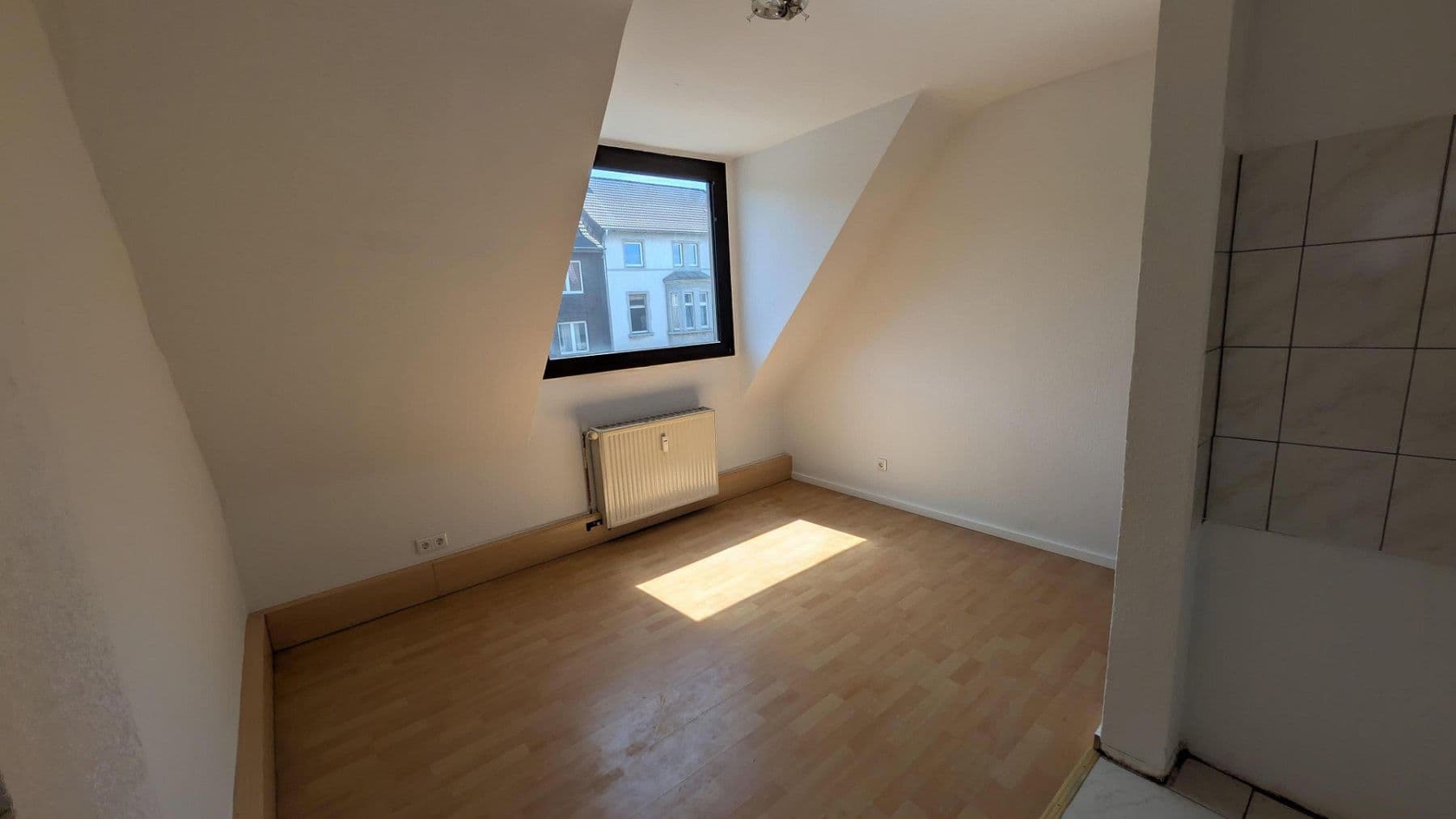 Prenájom bytu 2-izbový 59 m², Falkensteinstraße 2-4, Oberhausen, Severné Porýnie - Westfálsko Prenájom bytu 2-izbový 59 m², Falkensteinstraße 2-4, Oberhausen, Severné Porýnie - Westfálsko