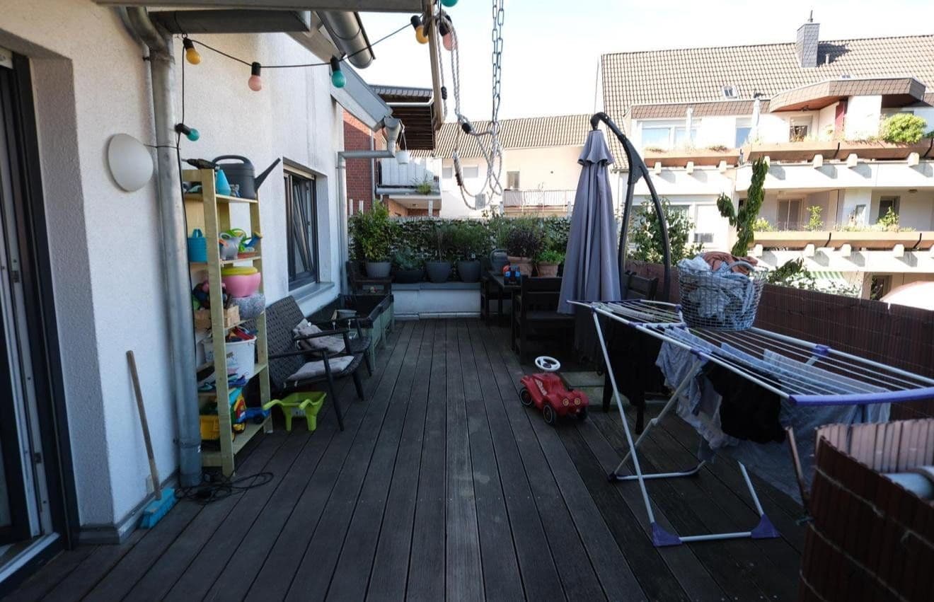 Prenájom bytu 3-izbový 71 m², Köln, Severné Porýnie - Westfálsko Prenájom bytu 3-izbový 71 m², Köln, Severné Porýnie - Westfálsko