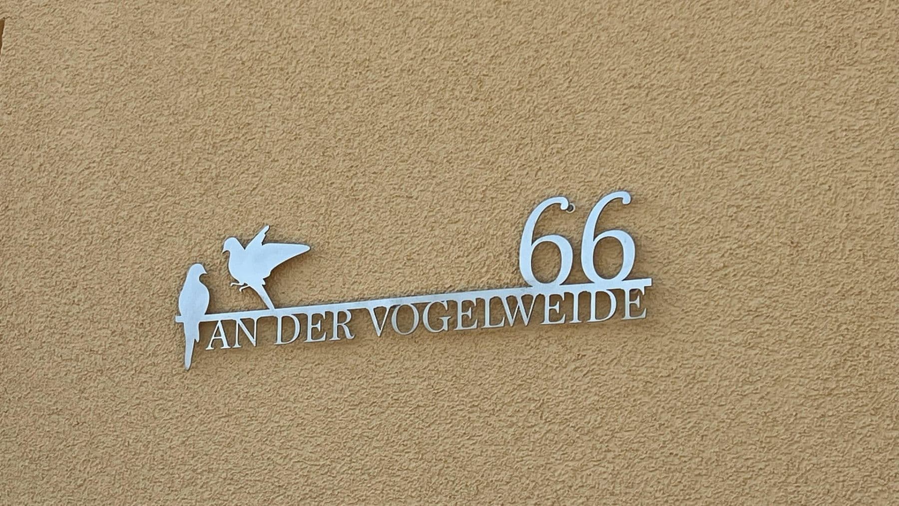 Prenájom domu 158 m², pozemek 380 m², An der Vogelweide 66, Leipzig, Sasko Prenájom domu 158 m², pozemek 380 m², An der Vogelweide 66, Leipzig, Sasko