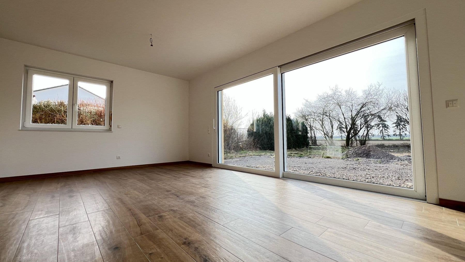 Prenájom domu 158 m², pozemek 380 m², An der Vogelweide 66, Leipzig, Sasko Prenájom domu 158 m², pozemek 380 m², An der Vogelweide 66, Leipzig, Sasko