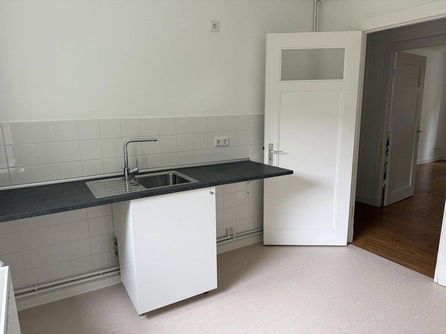 Prenájom bytu 3-izbový 55 m², Hamburg, Hamburg Prenájom bytu 3-izbový 55 m², Hamburg, Hamburg