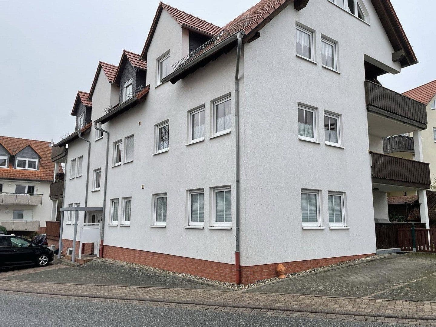 Prenájom bytu 3-izbový 108 m², Habichtswald, Hesensko Prenájom bytu 3-izbový 108 m², Habichtswald, Hesensko