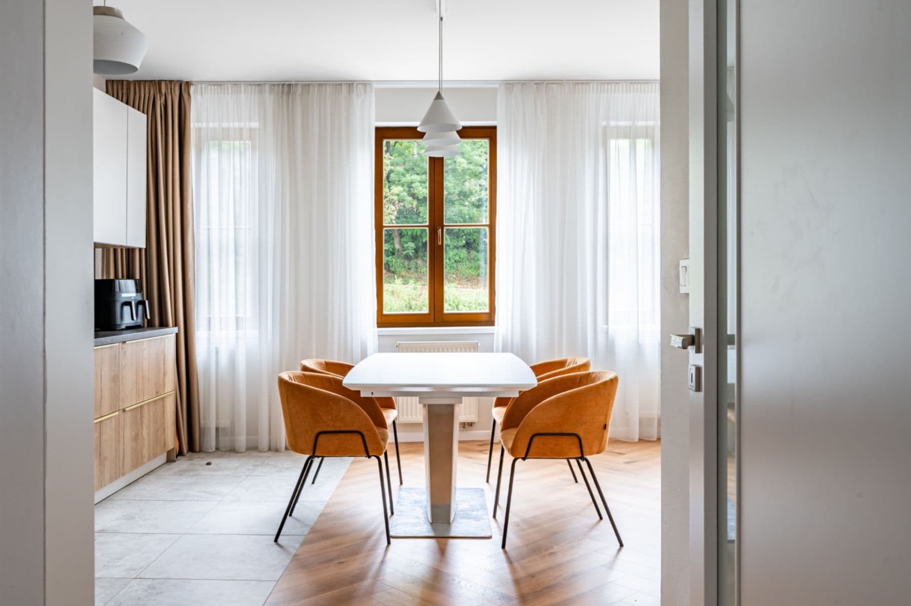 Predaj bytu 3-izbový 100 m², Francouzská, Praha, Praha Predaj bytu 3-izbový 100 m², Francouzská, Praha, Praha