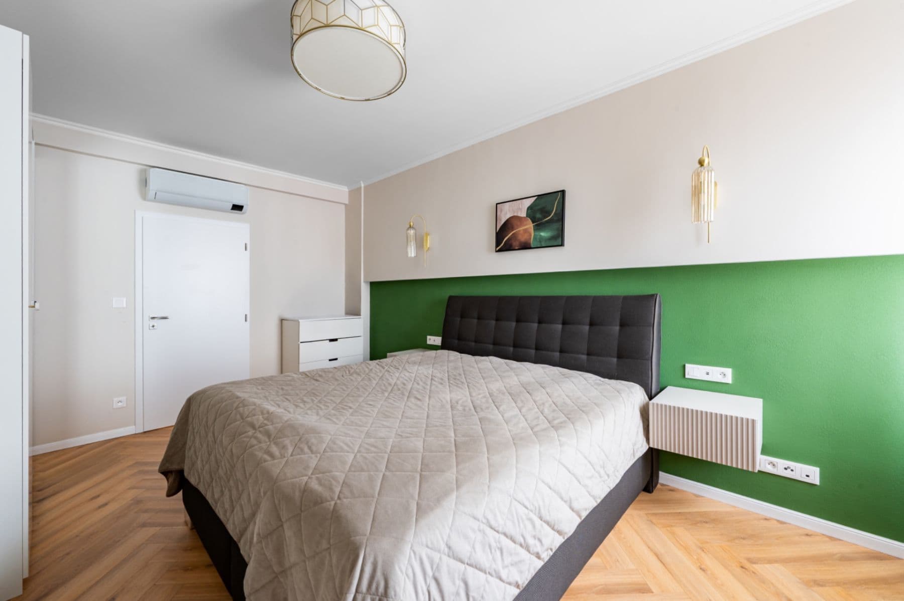 Predaj bytu 3-izbový 100 m², Francouzská, Praha, Praha Predaj bytu 3-izbový 100 m², Francouzská, Praha, Praha