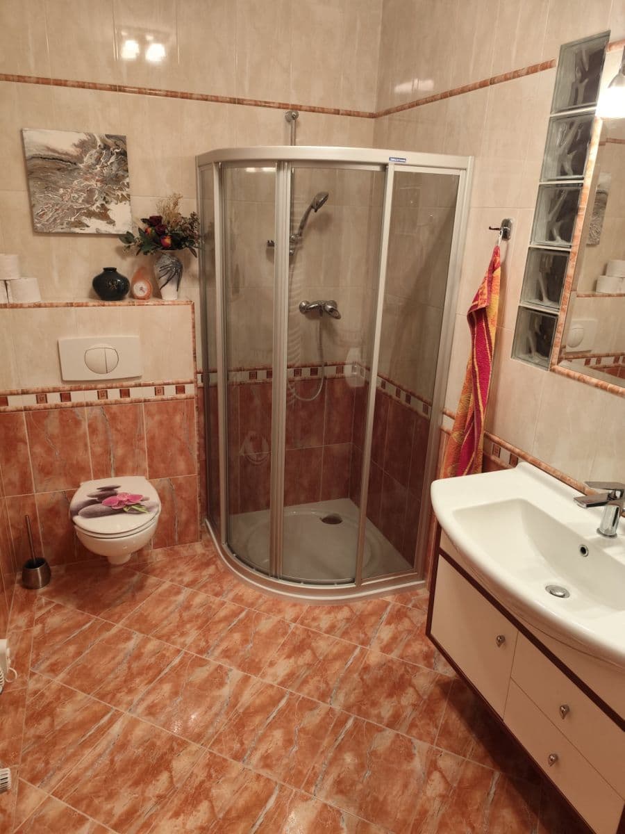 Predaj domu 248 m², pozemek 688 m², Velká Hleďsebe, Karlovarský kraj Predaj domu 248 m², pozemek 688 m², Velká Hleďsebe, Karlovarský kraj