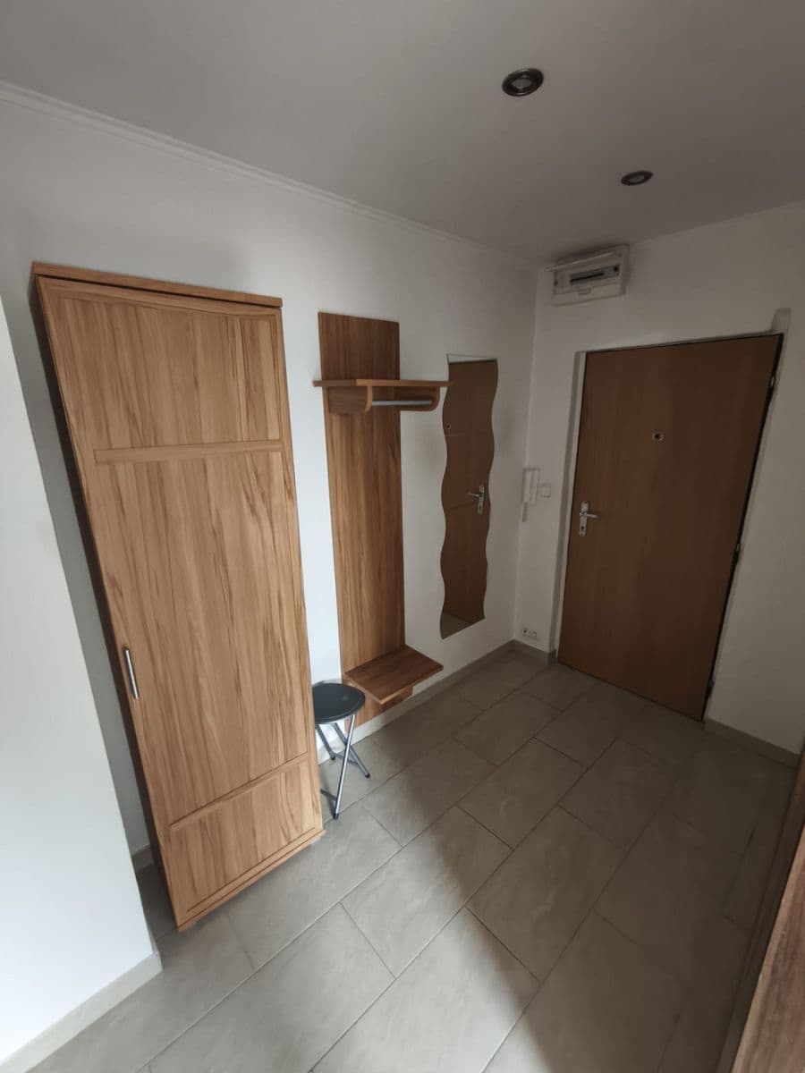 Prenájom bytu 1-izbový 28 m², Tupolevova, Praha, Praha Prenájom bytu 1-izbový 28 m², Tupolevova, Praha, Praha