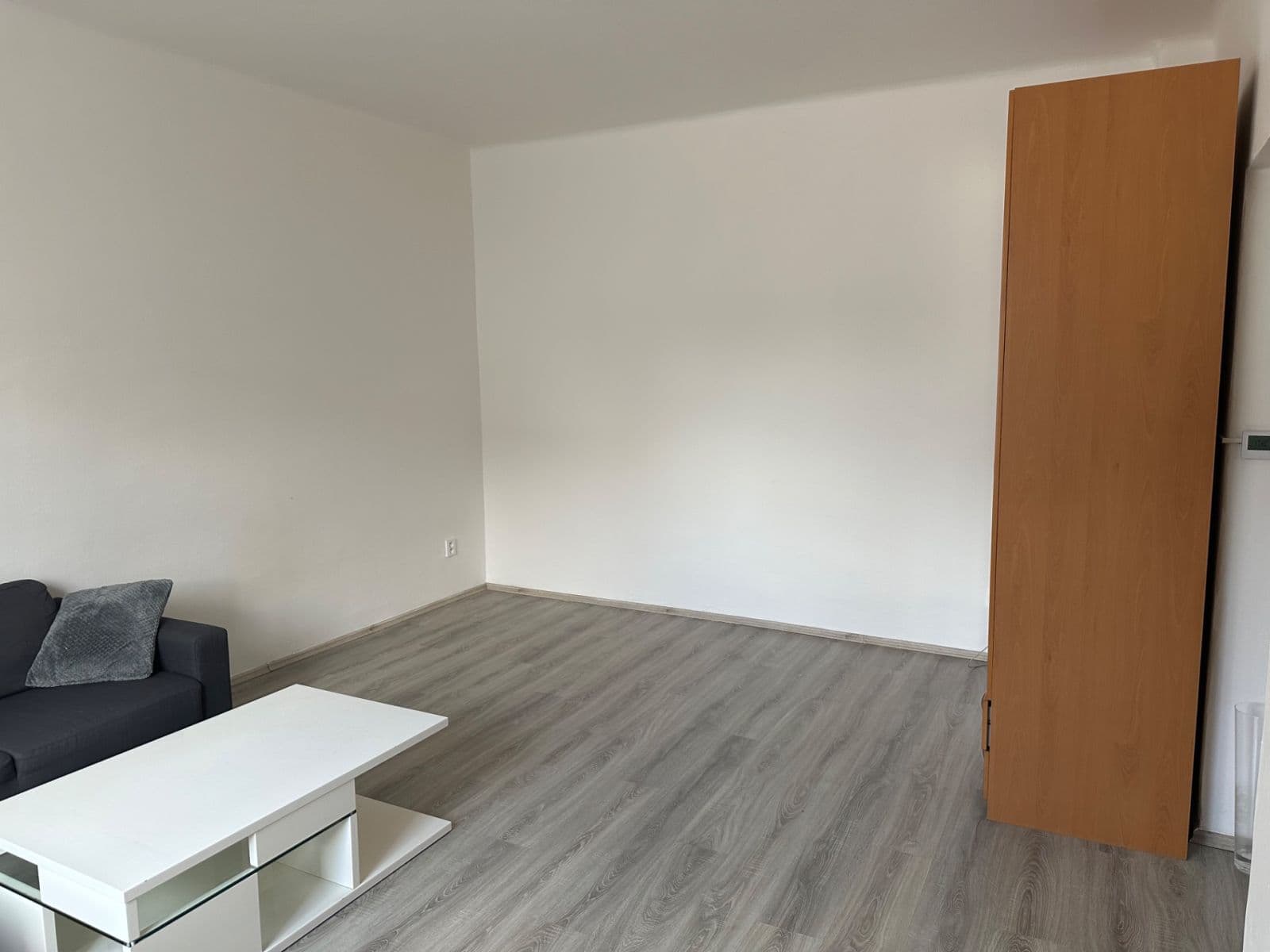 Prenájom bytu 1-izbový 48 m², Kostelecká, Mratín, Středočeský kraj Prenájom bytu 1-izbový 48 m², Kostelecká, Mratín, Středočeský kraj