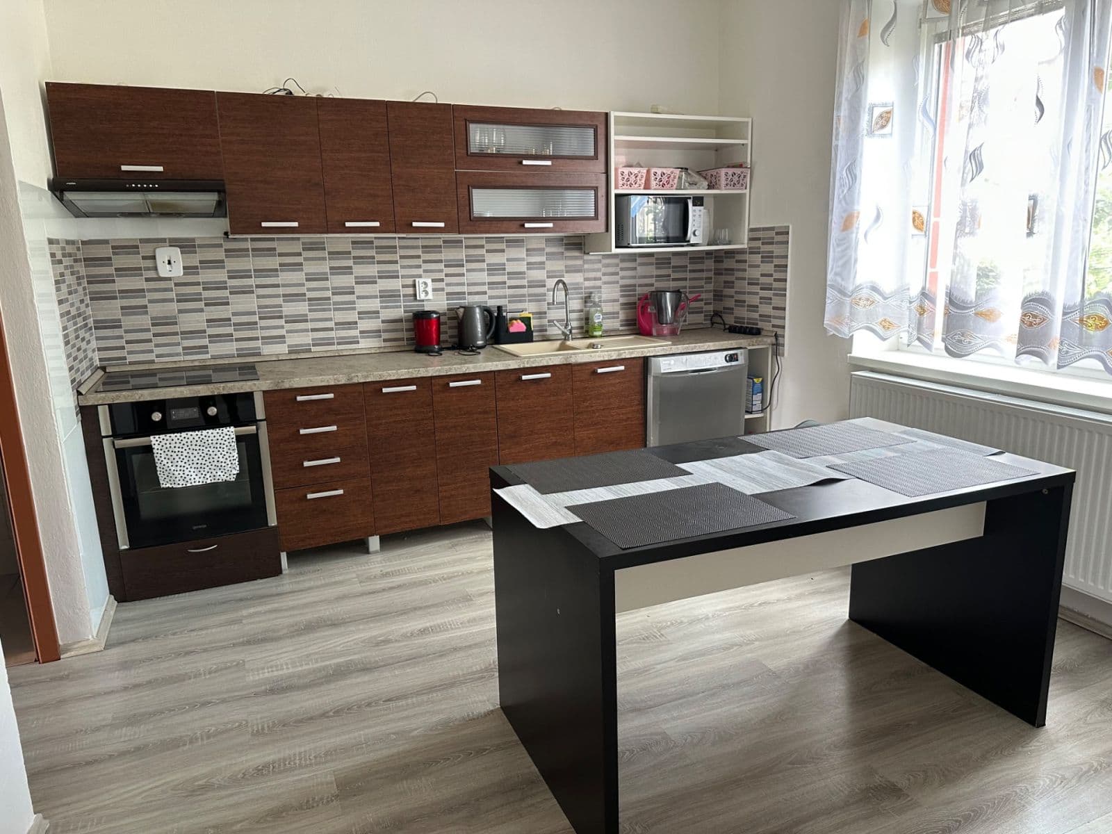 Prenájom bytu 1-izbový 48 m², Kostelecká, Mratín, Středočeský kraj Prenájom bytu 1-izbový 48 m², Kostelecká, Mratín, Středočeský kraj