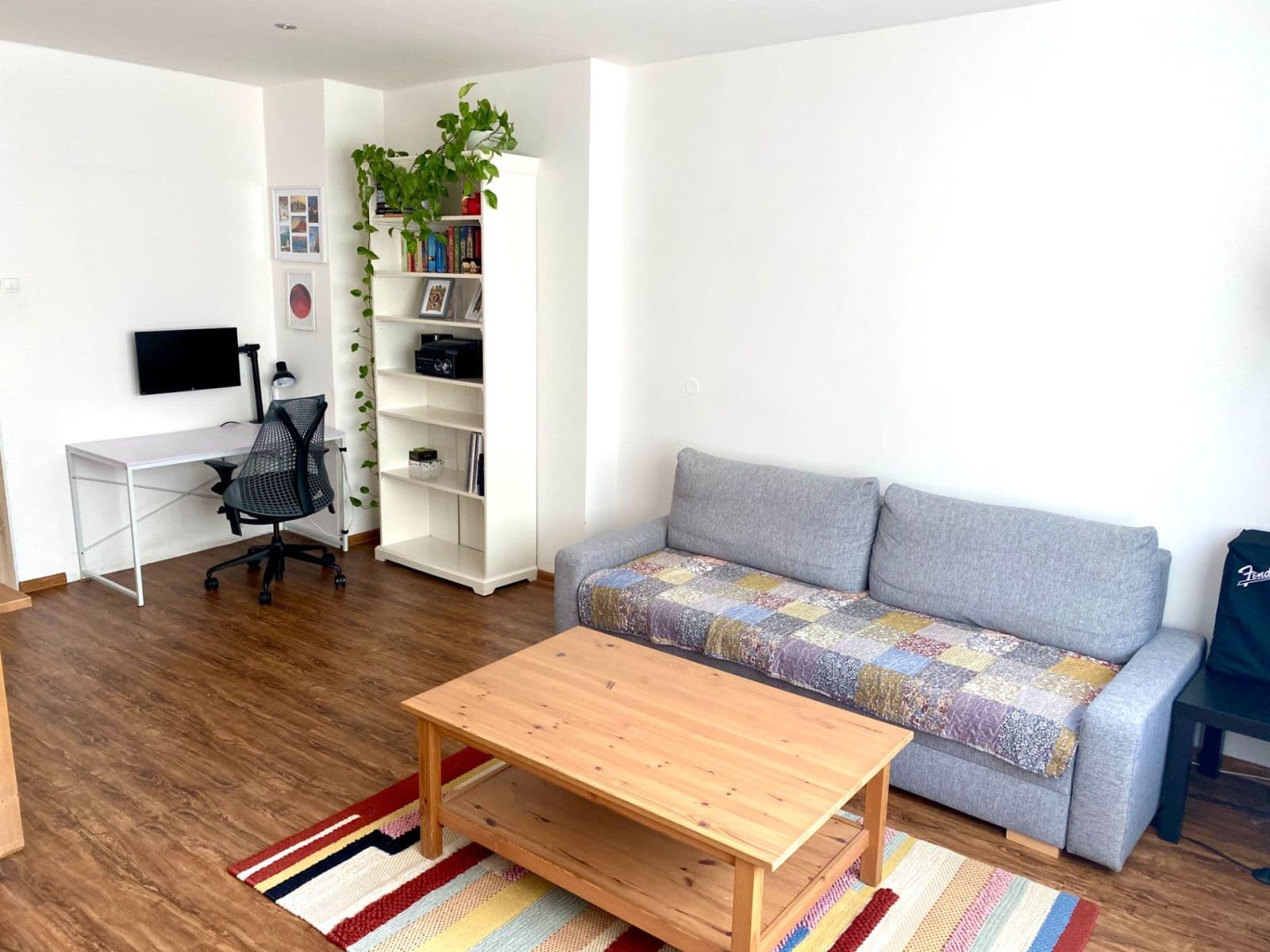 Prenájom bytu 2-izbový 62 m², Dělnická, Praha, Praha Prenájom bytu 2-izbový 62 m², Dělnická, Praha, Praha