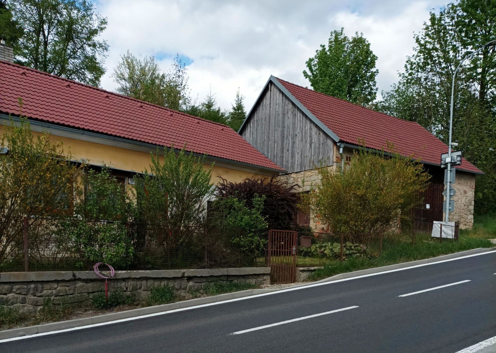 Predaj rekreačného objektu 106 m², pozemek 1.869 m², Zákostelní, Studená, Jihočeský kraj Predaj rekreačného objektu 106 m², pozemek 1.869 m², Zákostelní, Studená, Jihočeský kraj