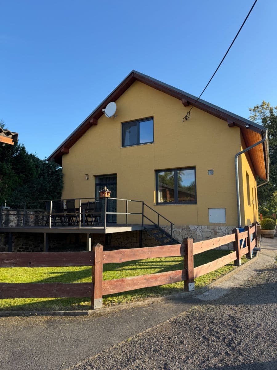 Predaj domu 200 m², pozemek 2.100 m², Křimov, Ústecký kraj Predaj domu 200 m², pozemek 2.100 m², Křimov, Ústecký kraj