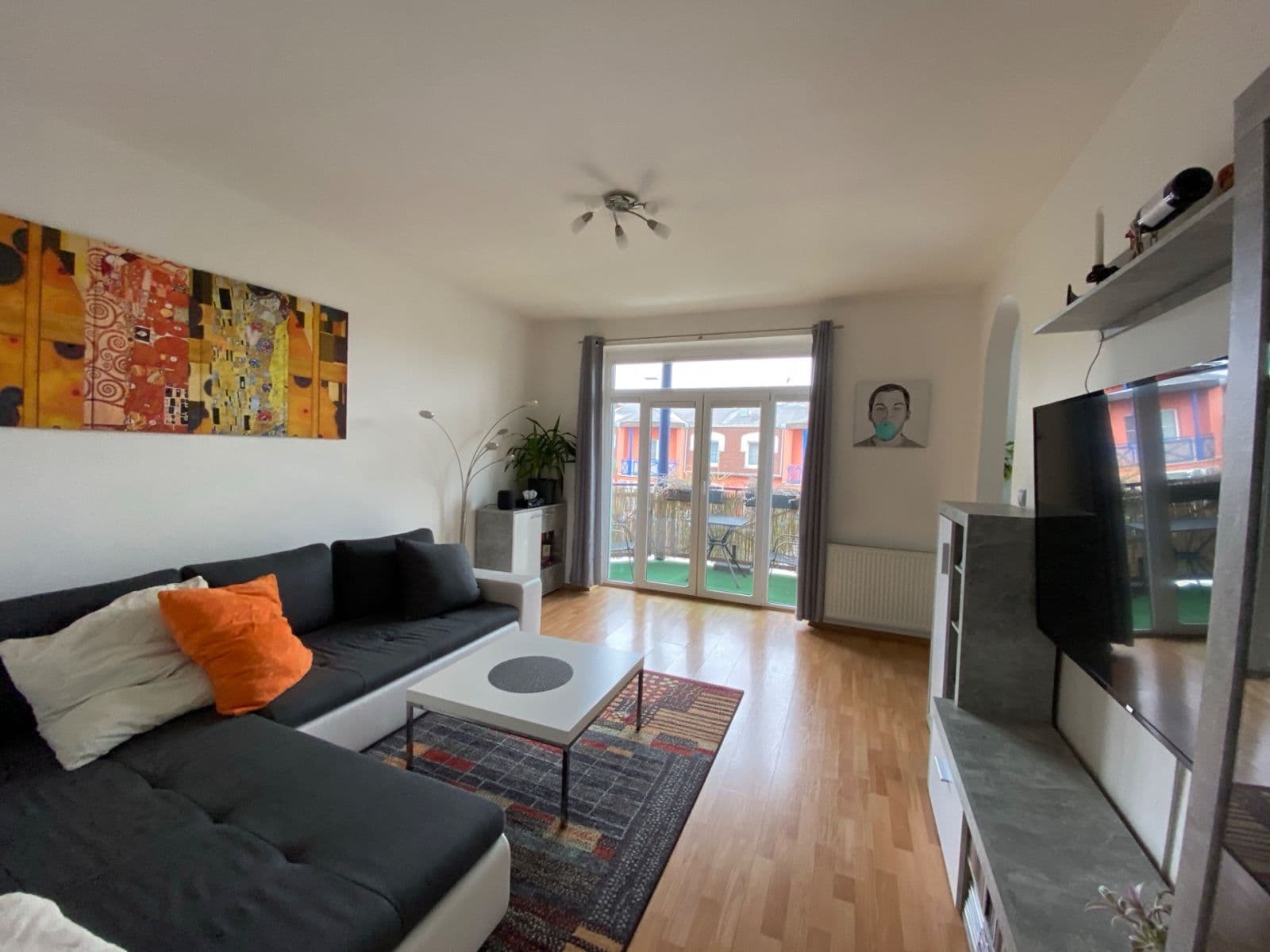 Prenájom bytu 2-izbový 65 m², Javorová, Vestec, Středočeský kraj Prenájom bytu 2-izbový 65 m², Javorová, Vestec, Středočeský kraj