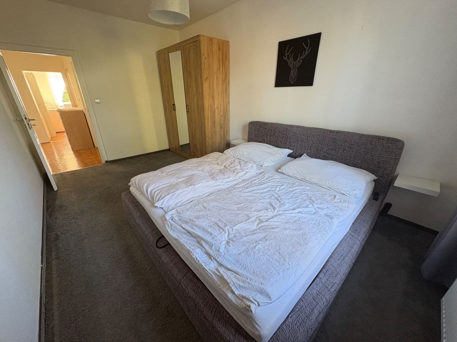 Prenájom bytu 2-izbový 65 m², Javorová, Vestec, Středočeský kraj Prenájom bytu 2-izbový 65 m², Javorová, Vestec, Středočeský kraj