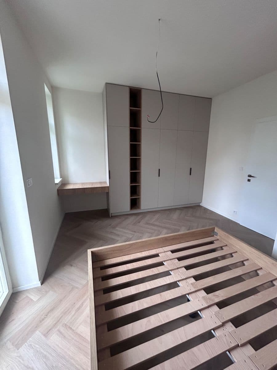 Prenájom bytu 2-izbový 48 m², Bořivojova, Praha, Praha Prenájom bytu 2-izbový 48 m², Bořivojova, Praha, Praha