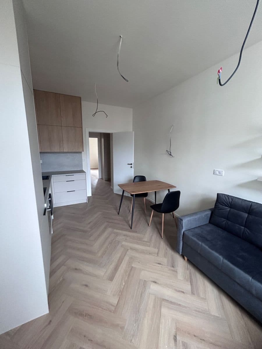 Prenájom bytu 2-izbový 48 m², Bořivojova, Praha, Praha Prenájom bytu 2-izbový 48 m², Bořivojova, Praha, Praha