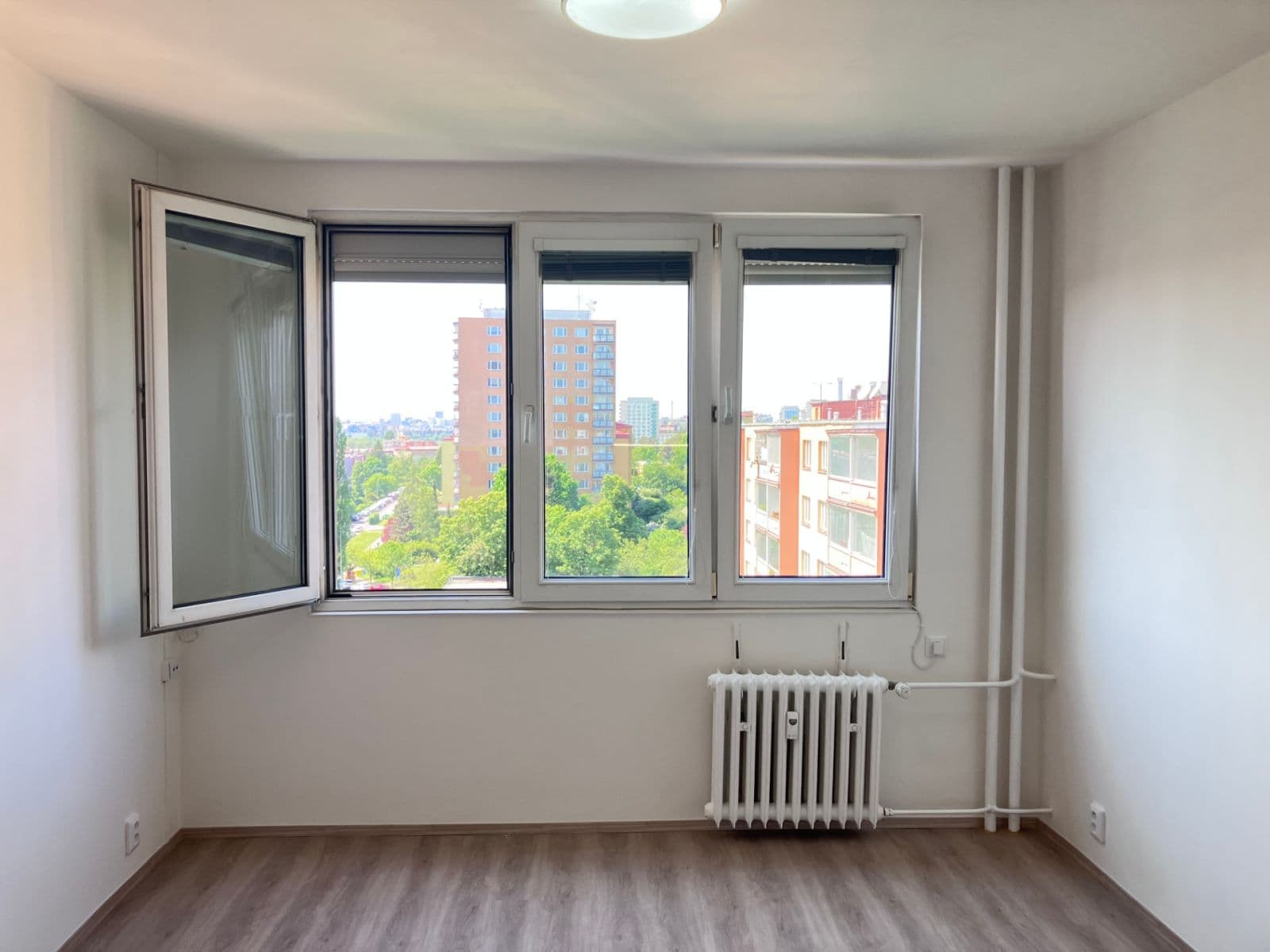 Prenájom bytu 1-izbový 24 m², Přesličková, Praha, Praha Prenájom bytu 1-izbový 24 m², Přesličková, Praha, Praha