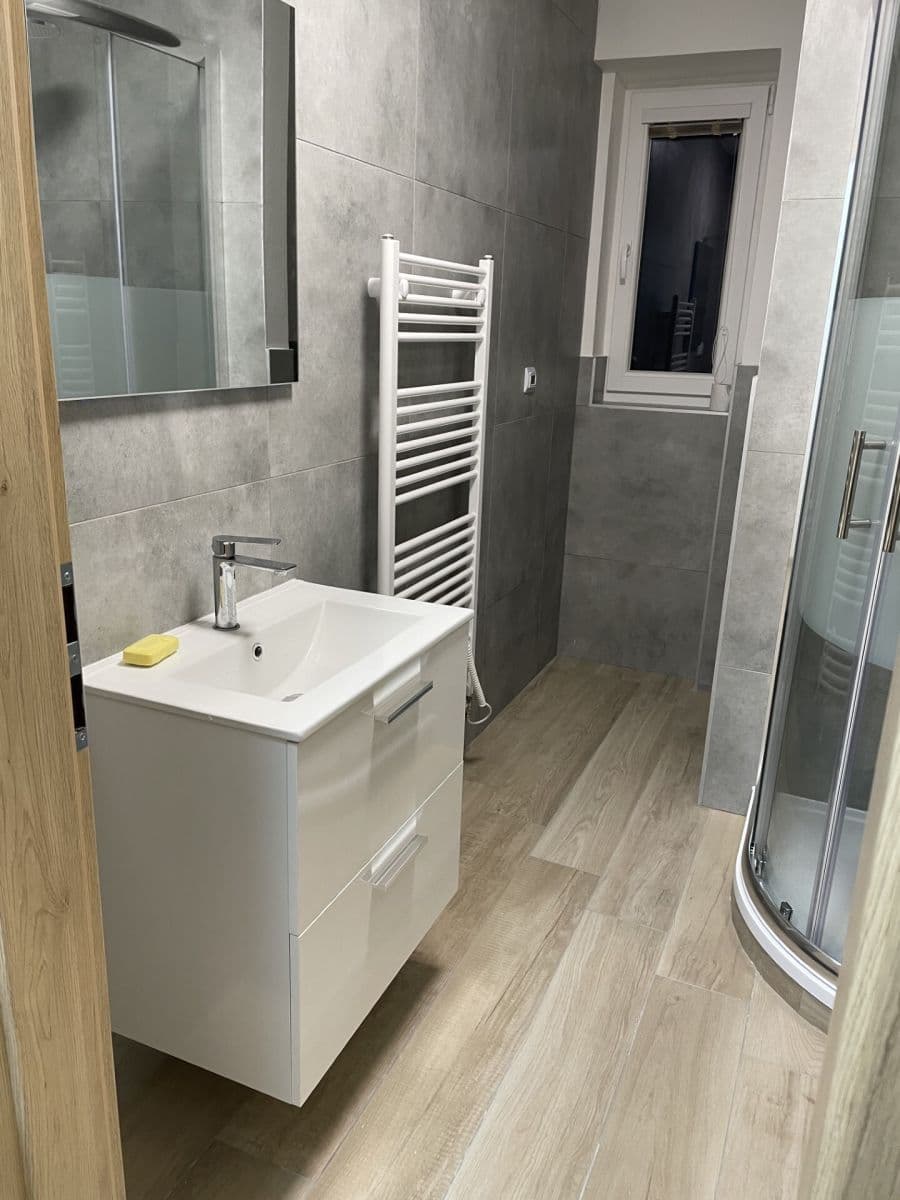 Prenájom bytu 3-izbový 58 m², Opletalova, Adamov, Jihomoravský kraj Prenájom bytu 3-izbový 58 m², Opletalova, Adamov, Jihomoravský kraj