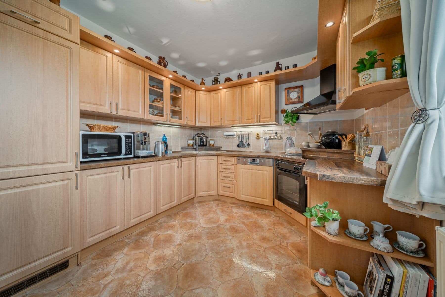 Predaj domu 184 m², pozemok 612 m², Býšť, Pardubický kraj Predaj domu 184 m², pozemok 612 m², Býšť, Pardubický kraj