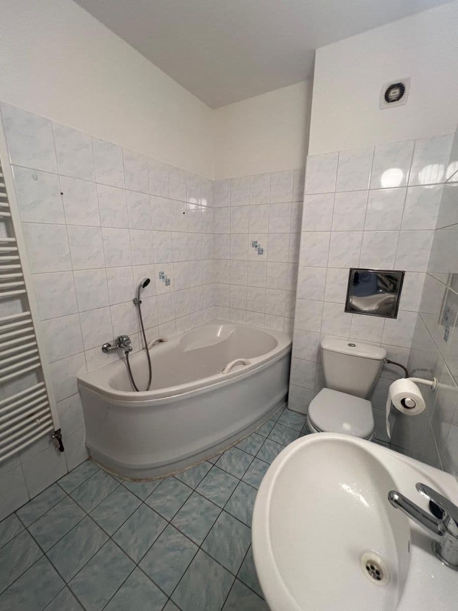 Prenájom bytu 2-izbový 55 m², Budějovická, Písek, Jihočeský kraj Prenájom bytu 2-izbový 55 m², Budějovická, Písek, Jihočeský kraj