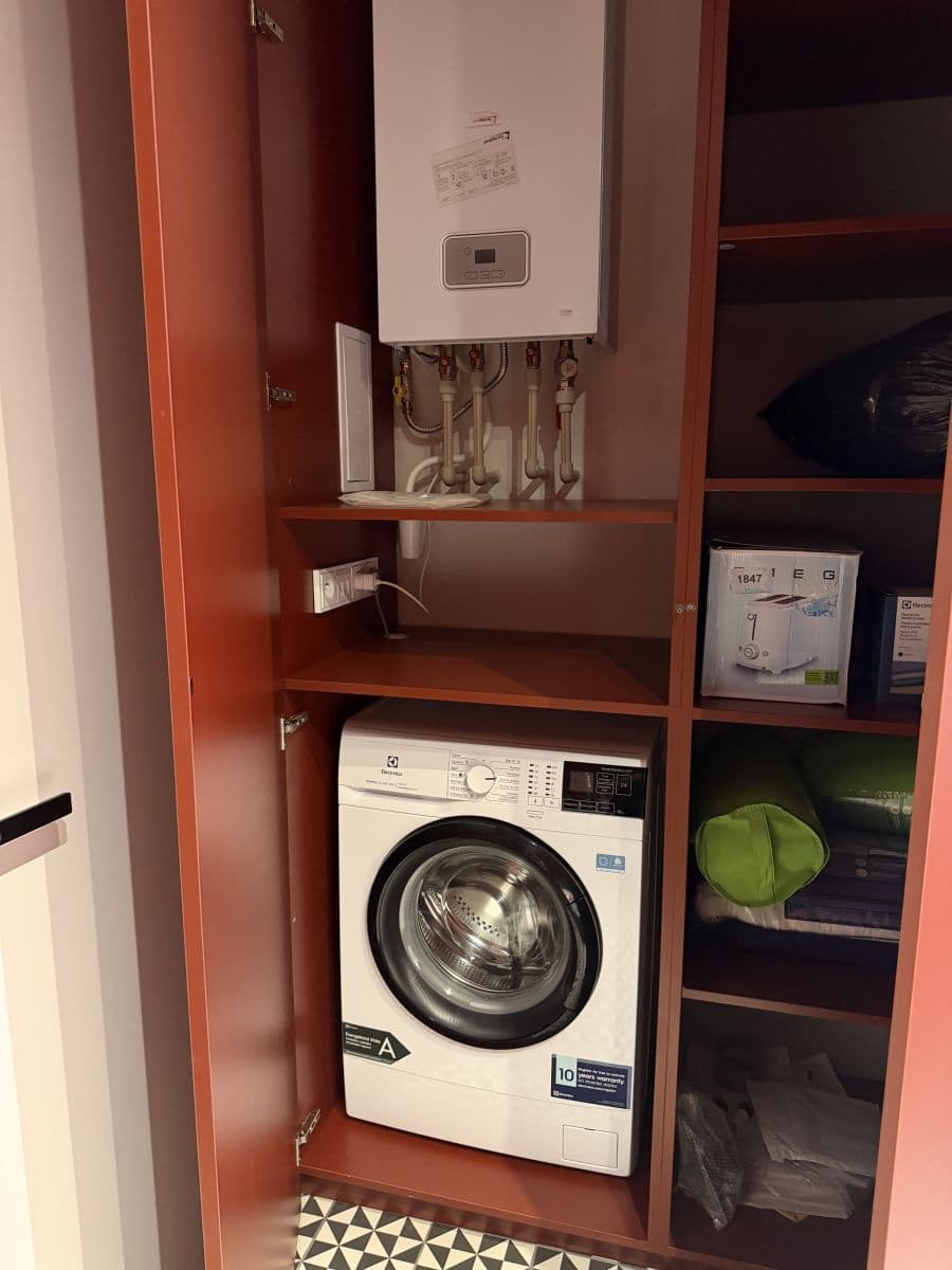 Prenájom bytu 50 m², Karlínské náměstí, Praha, Praha Prenájom bytu 50 m², Karlínské náměstí, Praha, Praha