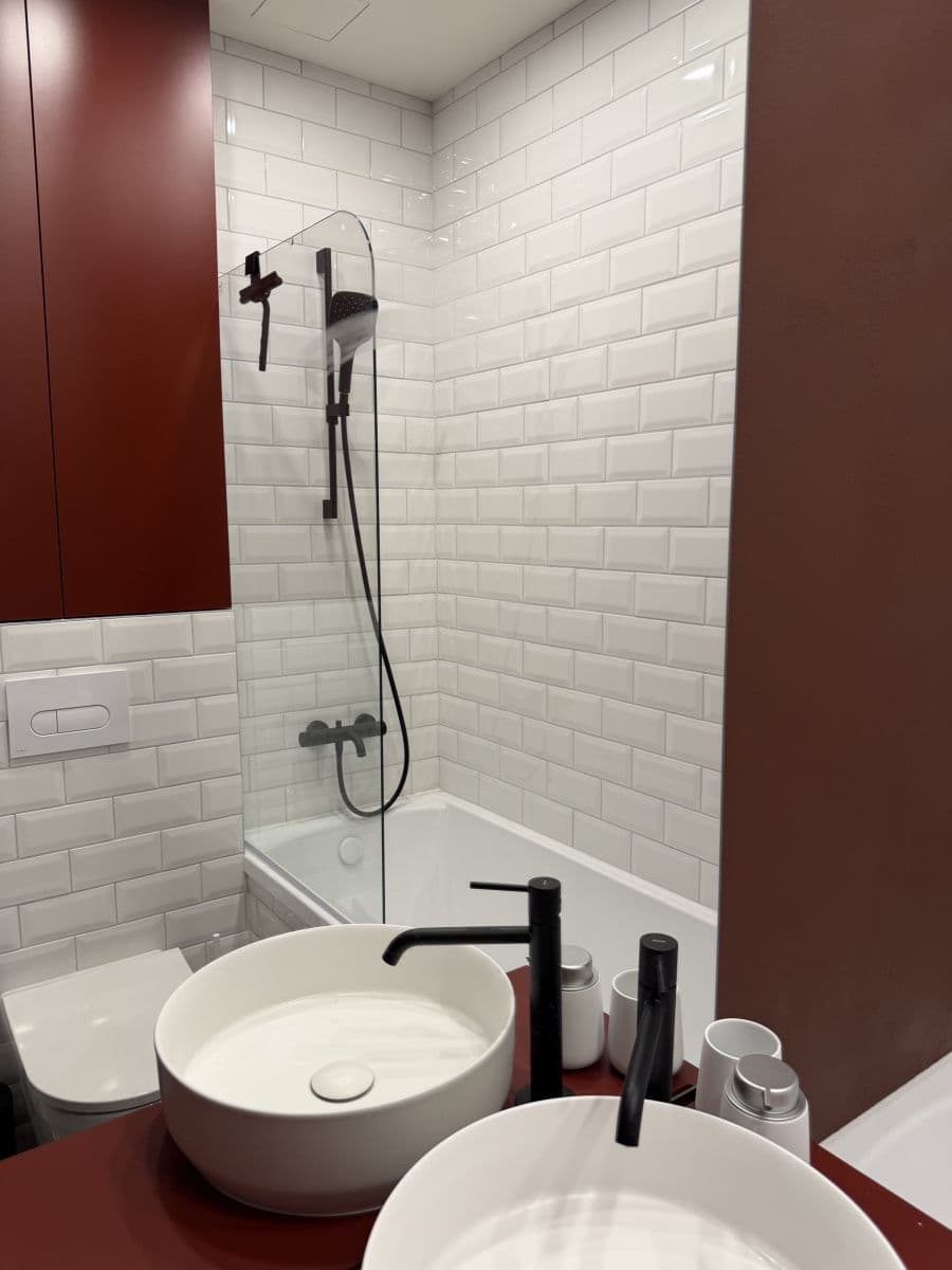 Prenájom bytu 50 m², Karlínské náměstí, Praha, Praha Prenájom bytu 50 m², Karlínské náměstí, Praha, Praha