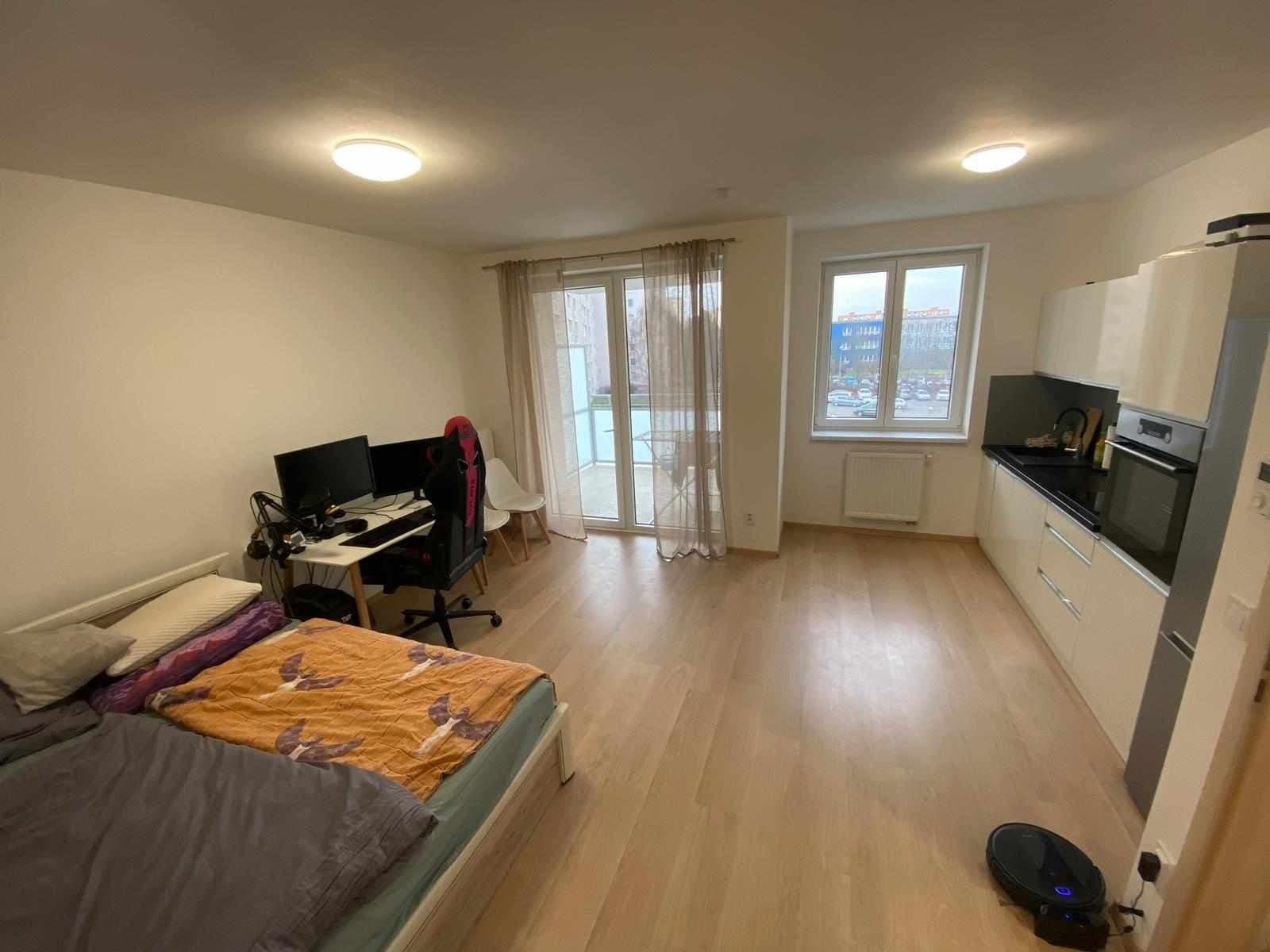 Prenájom bytu 1-izbový 35 m², Janského, Olomouc, Olomoucký kraj Prenájom bytu 1-izbový 35 m², Janského, Olomouc, Olomoucký kraj