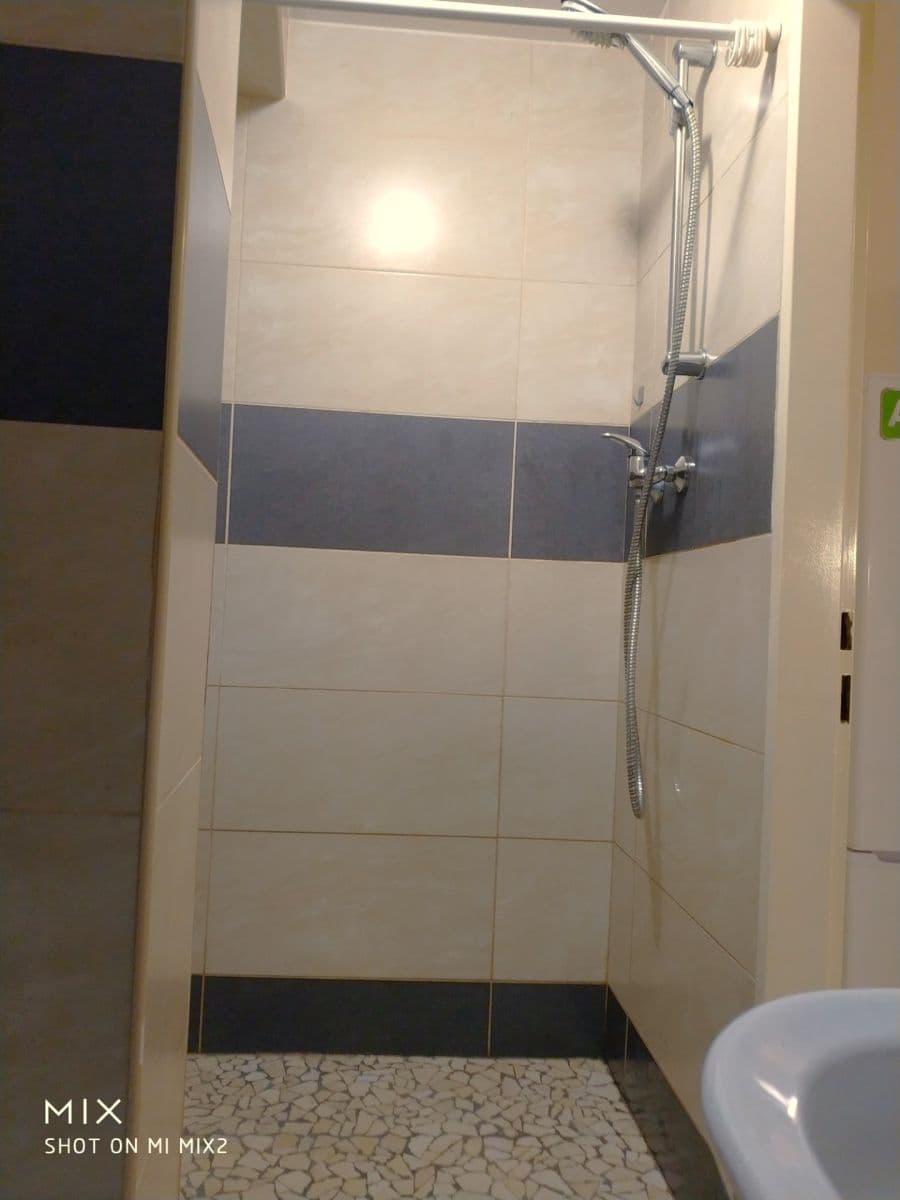 Prenájom bytu 1-izbový 37 m², Čsl. armády, Hostivice, Středočeský kraj Prenájom bytu 1-izbový 37 m², Čsl. armády, Hostivice, Středočeský kraj