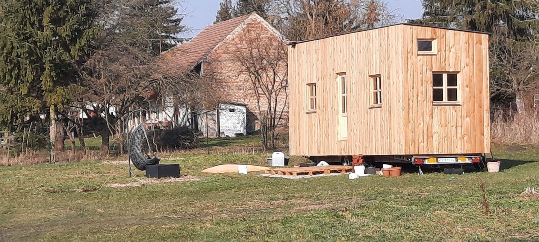 Prenájom pozemku 1.555 m², Městec Králové, Středočeský kraj Prenájom pozemku 1.555 m², Městec Králové, Středočeský kraj