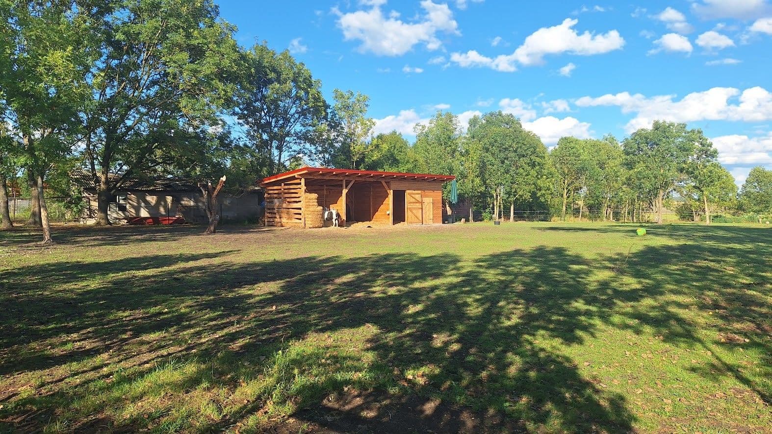 Prenájom pozemku 1.555 m², Městec Králové, Středočeský kraj Prenájom pozemku 1.555 m², Městec Králové, Středočeský kraj