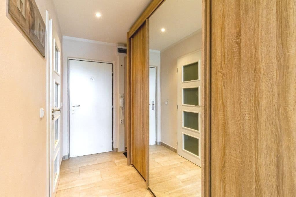 Prenájom bytu 2-izbový 41 m², Na růžovém poli, Kladno, Středočeský kraj Prenájom bytu 2-izbový 41 m², Na růžovém poli, Kladno, Středočeský kraj