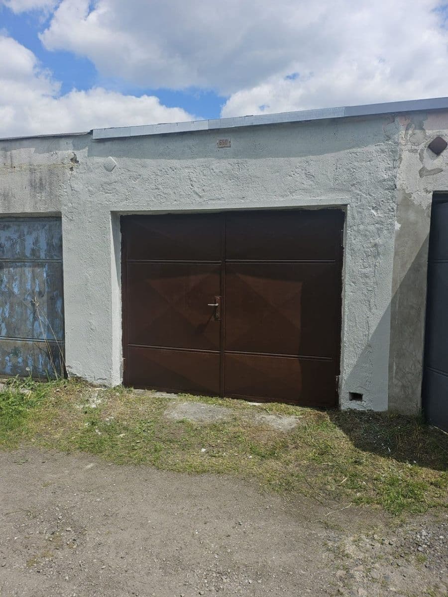 Predaj garáže 18 m², Nejdek, Karlovarský kraj Predaj garáže 18 m², Nejdek, Karlovarský kraj