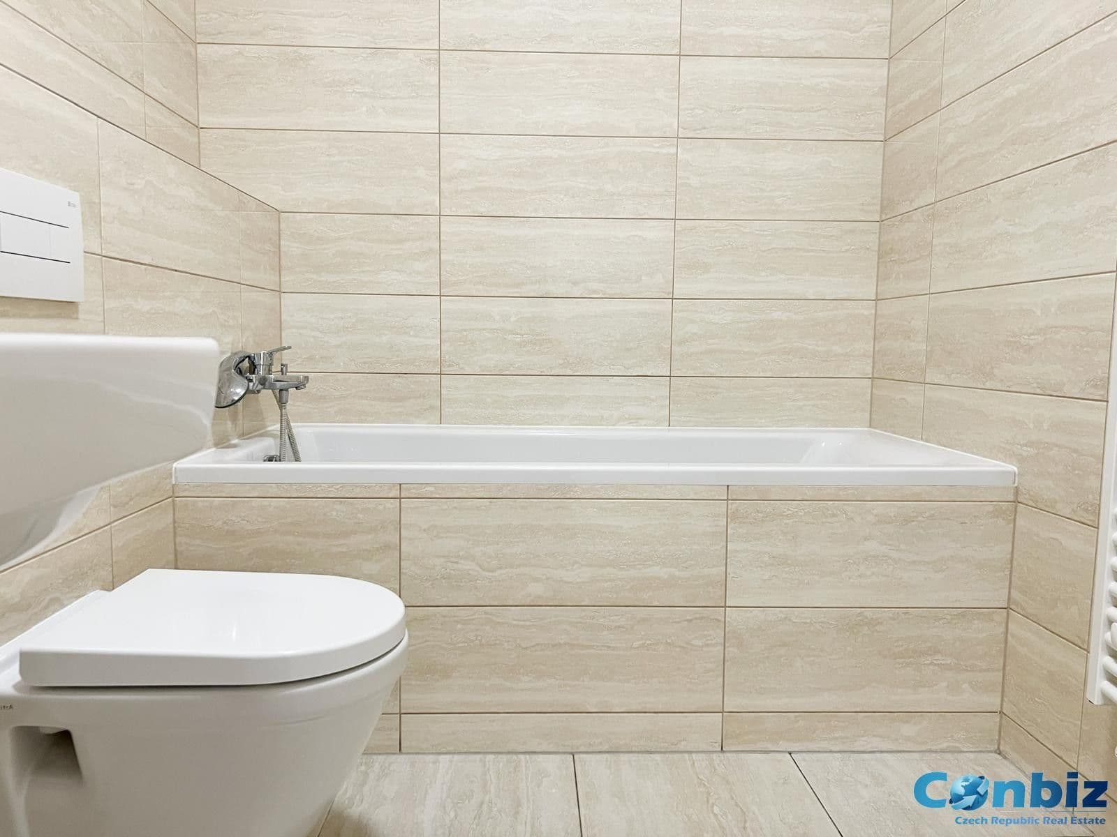 Prenájom bytu 2-izbový 64 m², Zlochova, Praha, Praha Prenájom bytu 2-izbový 64 m², Zlochova, Praha, Praha