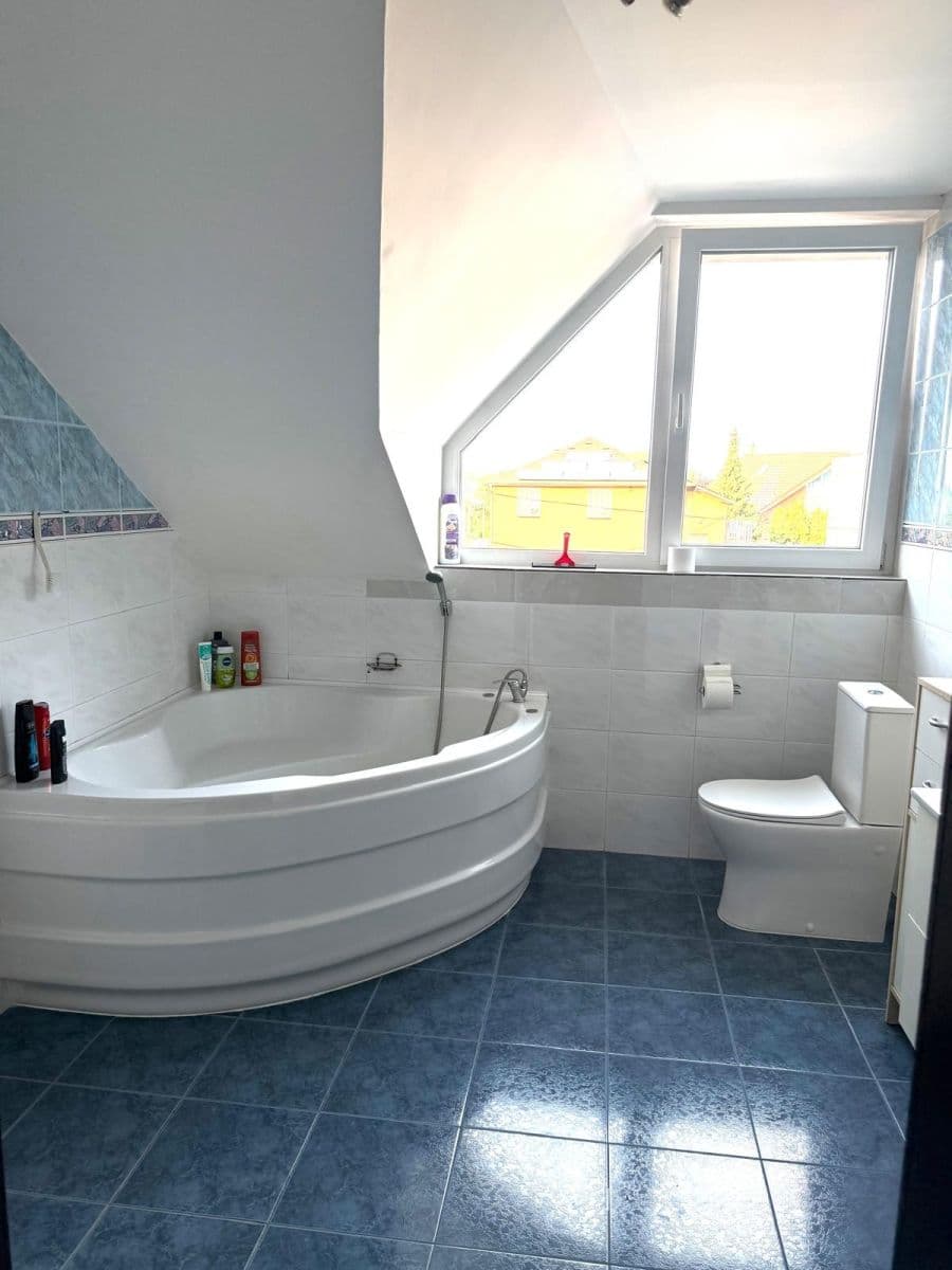 Prenájom domu 15 m², pozemek 1 m², Za Šmatlíkem, Praha, Praha Prenájom domu 15 m², pozemek 1 m², Za Šmatlíkem, Praha, Praha