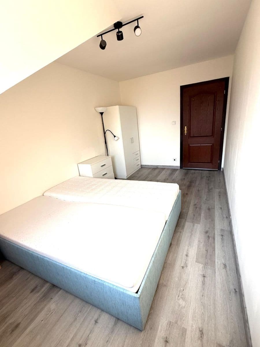 Prenájom domu 15 m², pozemek 1 m², Za Šmatlíkem, Praha, Praha Prenájom domu 15 m², pozemek 1 m², Za Šmatlíkem, Praha, Praha