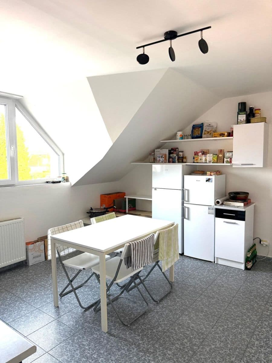 Prenájom domu 15 m², pozemek 1 m², Za Šmatlíkem, Praha, Praha Prenájom domu 15 m², pozemek 1 m², Za Šmatlíkem, Praha, Praha