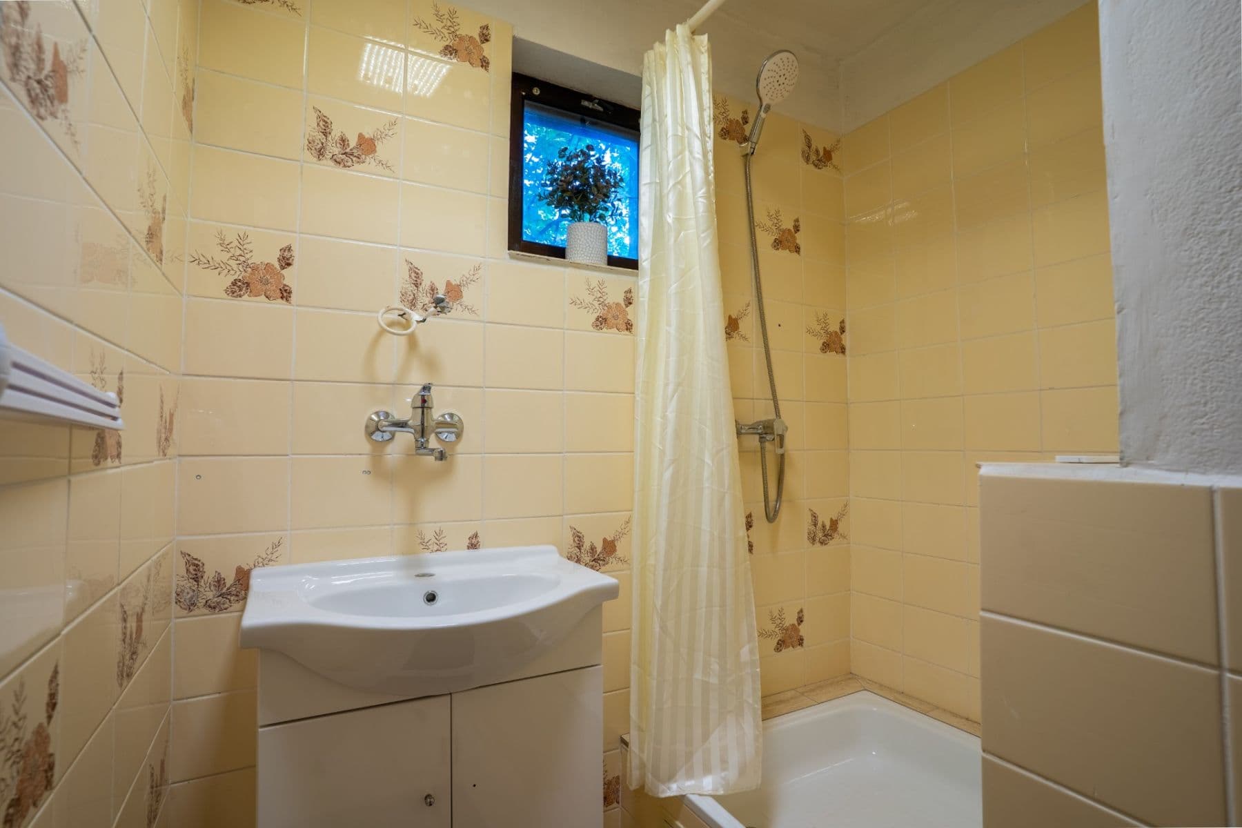 Predaj rekreačného objektu 57 m², pozemek 516 m², Zlatá Olešnice, Liberecký kraj Predaj rekreačného objektu 57 m², pozemek 516 m², Zlatá Olešnice, Liberecký kraj