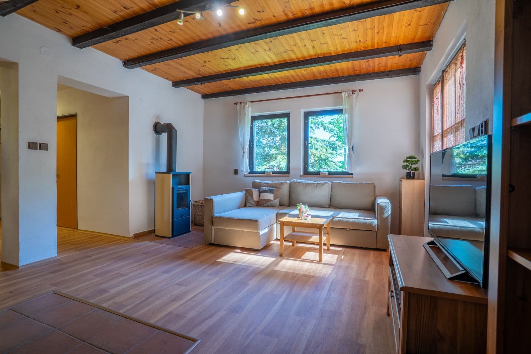 Predaj rekreačného objektu 57 m², pozemek 516 m², Zlatá Olešnice, Liberecký kraj Predaj rekreačného objektu 57 m², pozemek 516 m², Zlatá Olešnice, Liberecký kraj