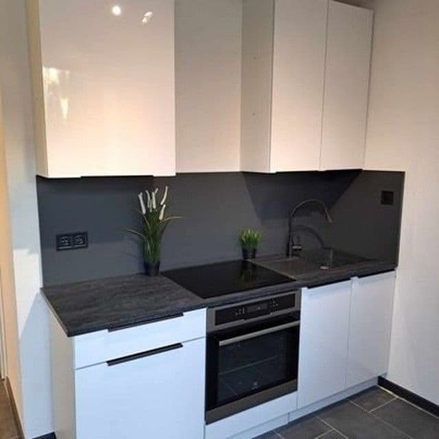 Prenájom bytu 2-izbový 25 m², Novosuchdolská, Praha, Praha Prenájom bytu 2-izbový 25 m², Novosuchdolská, Praha, Praha