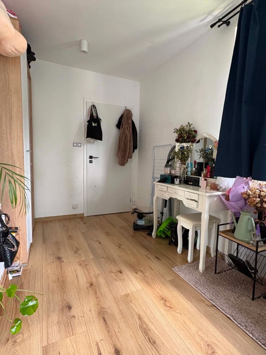 Prenájom bytu 2-izbový 25 m², Novosuchdolská, Praha, Praha Prenájom bytu 2-izbový 25 m², Novosuchdolská, Praha, Praha
