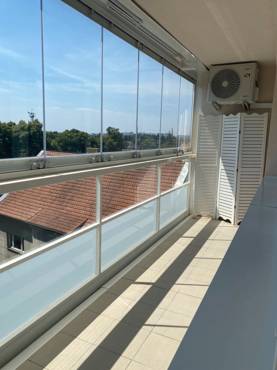 Prenájom bytu 3-izbový 70 m², Přátelství, Praha, Praha Prenájom bytu 3-izbový 70 m², Přátelství, Praha, Praha