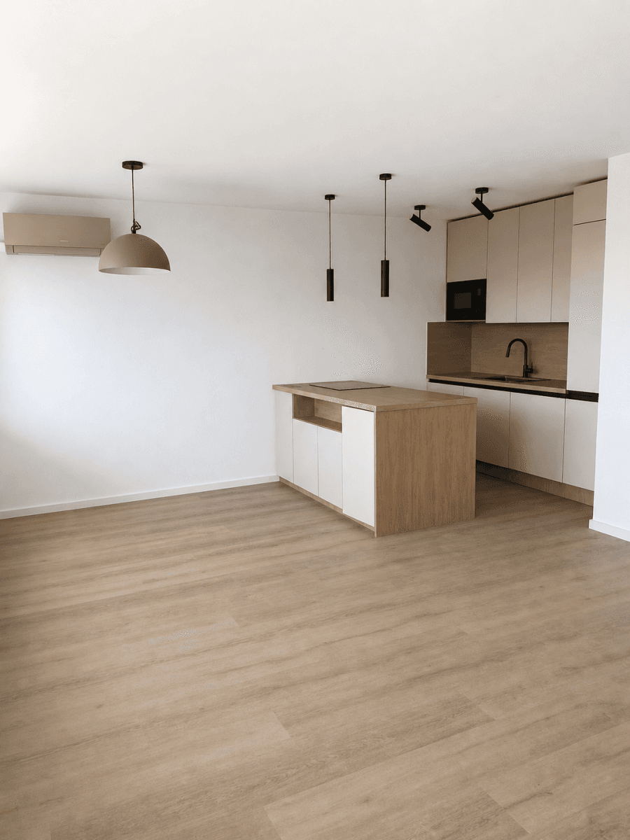 Prenájom bytu 3-izbový 70 m², Přátelství, Praha, Praha Prenájom bytu 3-izbový 70 m², Přátelství, Praha, Praha
