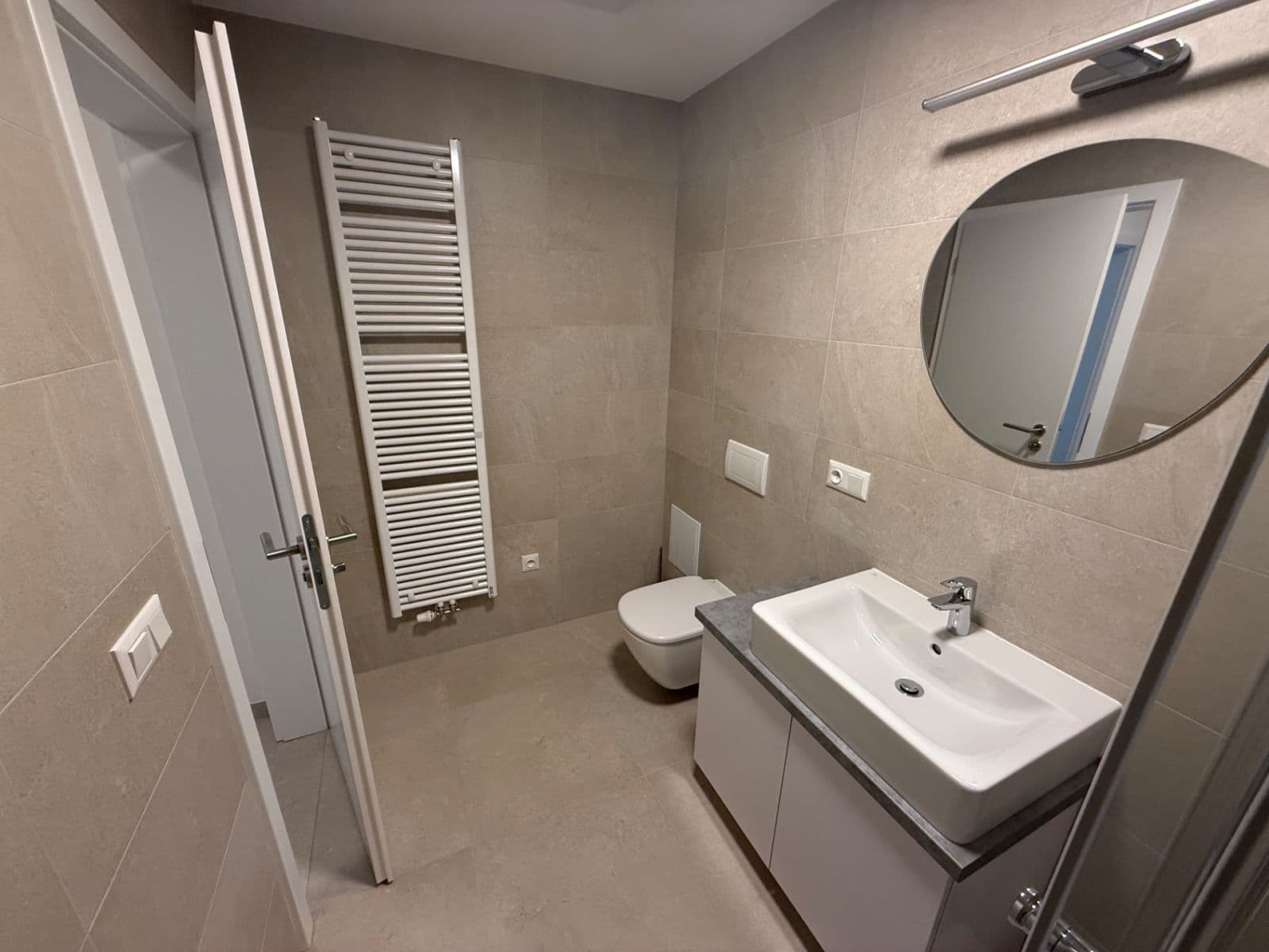 Prenájom bytu 2-izbový 50 m², Řepova, Brno, Jihomoravský kraj Prenájom bytu 2-izbový 50 m², Řepova, Brno, Jihomoravský kraj