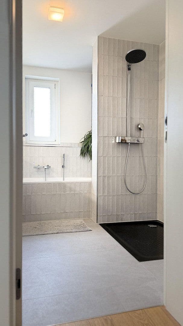 Predaj bytu 3-izbový 97 m², Frankfurt, Hesensko Predaj bytu 3-izbový 97 m², Frankfurt, Hesensko