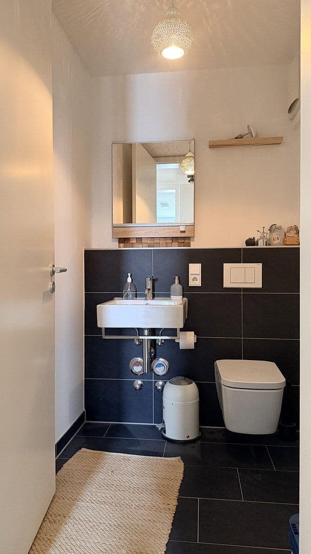 Predaj bytu 3-izbový 97 m², Frankfurt, Hesensko Predaj bytu 3-izbový 97 m², Frankfurt, Hesensko