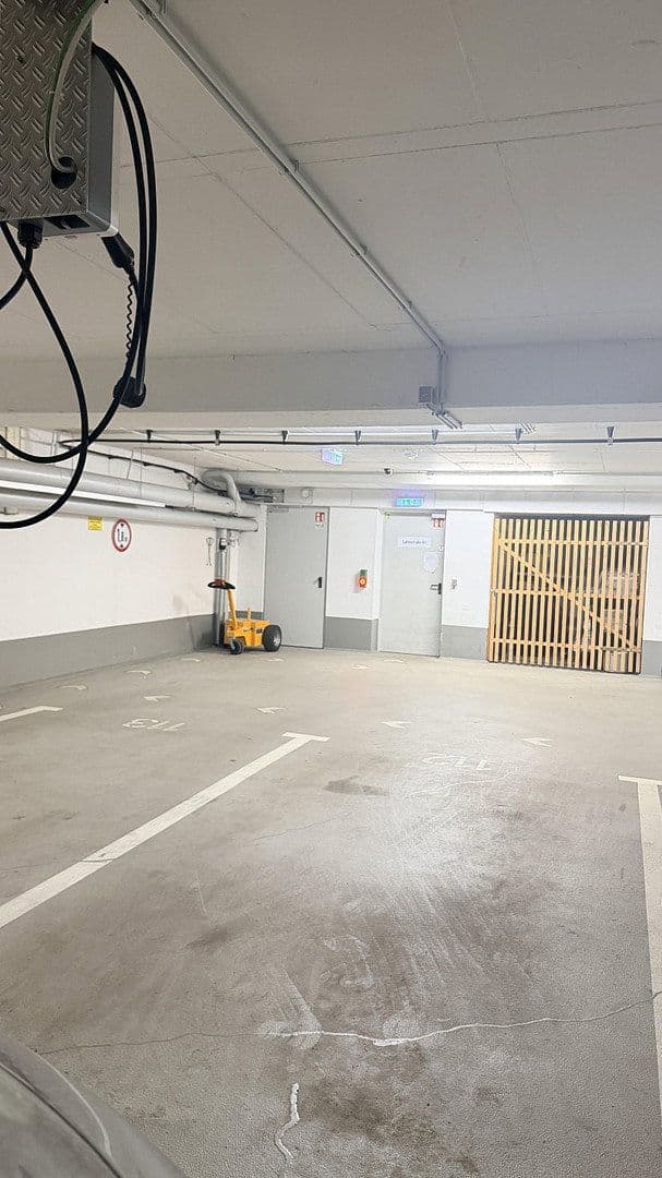 Predaj bytu 3-izbový 97 m², Frankfurt, Hesensko Predaj bytu 3-izbový 97 m², Frankfurt, Hesensko