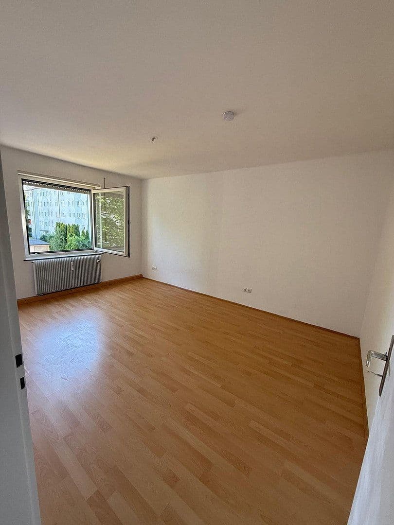 Prenájom bytu 2-izbový 57 m², Friedenstraße 4, Augsburg, Bavorsko Prenájom bytu 2-izbový 57 m², Friedenstraße 4, Augsburg, Bavorsko