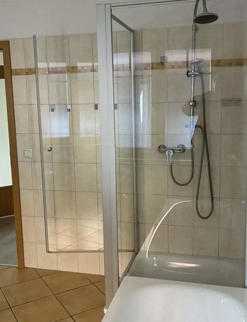 Prenájom bytu 3-izbový 80 m², Hollenstedt, Dolné Sasko Prenájom bytu 3-izbový 80 m², Hollenstedt, Dolné Sasko